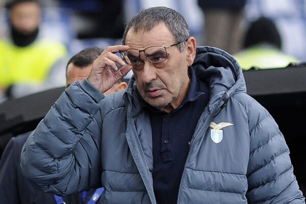 Lazio, il futuro di Sarri appeso alla Coppa Italia: tra conferma, addio e nodi da sciogliere