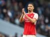 L’Arsenal rischia di perdere Saliba a causa dell’infortunio