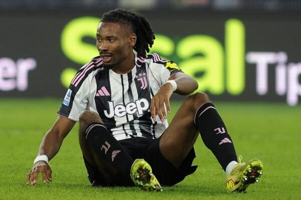 Juventus, tegola Thuram: salta il ritiro per il ginocchio