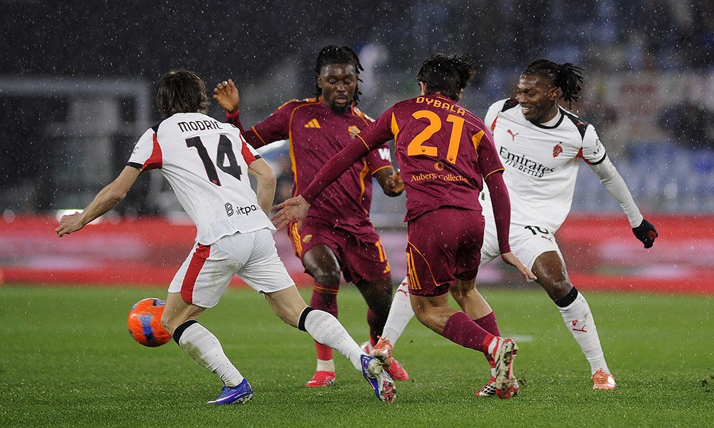 Roma, Rio Ferdinand annuncia la cessione di Manu Kone