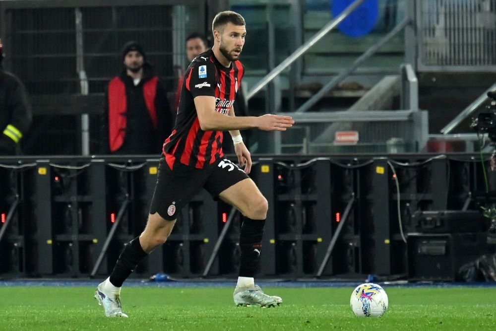 Pavlovic, il Milan nel futuro: il serbo vuole restare