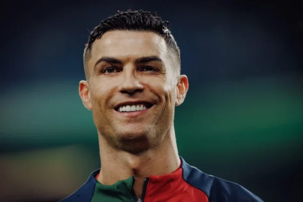 Lizarazu avverte Cristiano Ronaldo: “Cimitero elefanti”